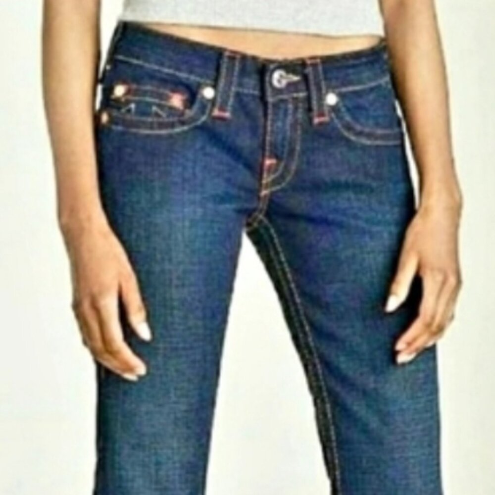 TRUE RELIGION STRAIGHT LEG JEANS SIZE 32